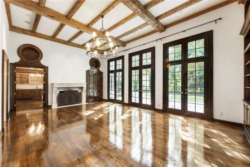 W Wesley Rd Nw, Atlanta, Home For Rent in Atlanta - Image 1
