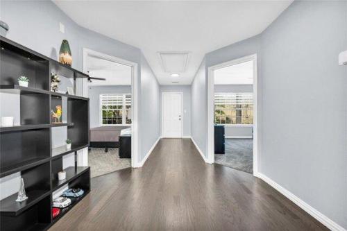 Webster St, Dallas, Home For Rent in Pflugerville - Image 1
