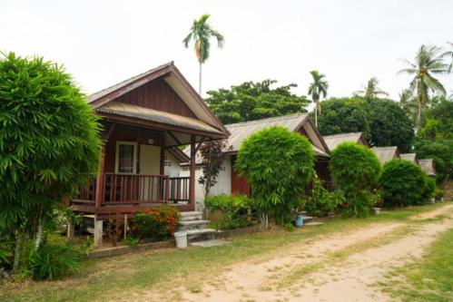 Weekender Bungalow in Thailand - Image 1