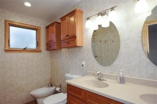 Westlund Rd, Belmont, Home For Rent in Boston - Image 1