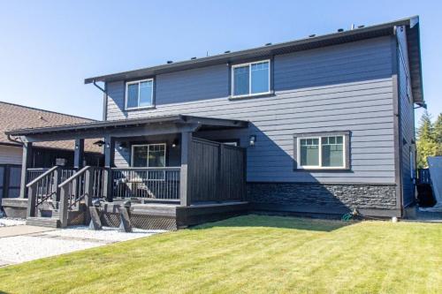 Where Design Meets Comfort in Courtenay - Image 11