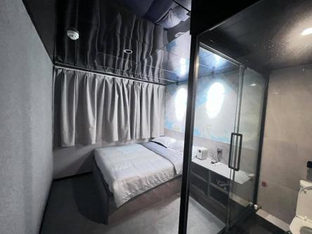 Where Inn in Hong Kong - Image 1