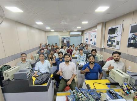 Why Is Multitech Institute A Preferred Laptop Repairing Institut in New Delhi - Image 1