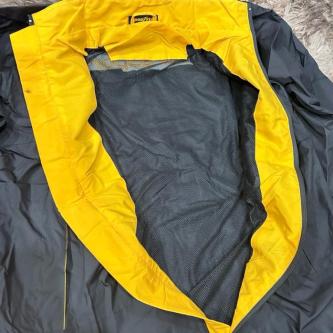 Windproof And Waterproof Jacket Embroidery Authentic … in Singapore - Image 1