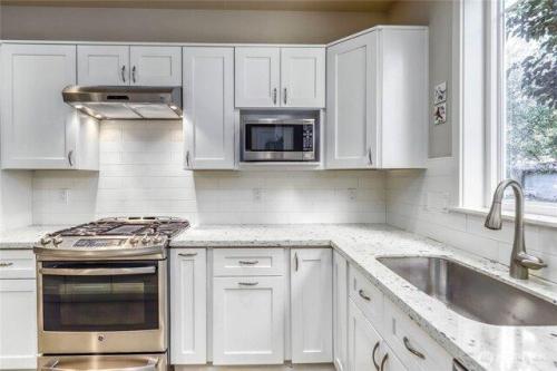 Wintersweet Rd Ne, Bainbridge Island, Home For Rent in Bremerton - Image 1