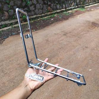 Yamaha V75 CROME Front Clamp Rack Front Trunk V 80 Front … in Singapore - Image 1