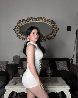 Young slim Riska 22 old in Batam - Image 2