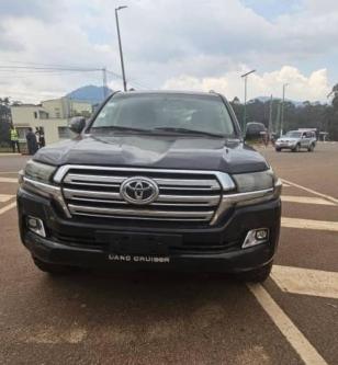 lancruiser 2012 à Yaoundé - Photo 1